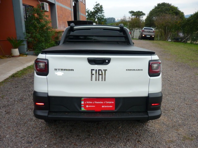 FIAT STRADA 1.4 ENDURANCE PLUS CS 8V 2021/2021 PREMIUM AUTOMÓVEIS ARROIO DO MEIO / Carros no Vale