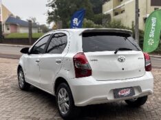 TOYOTA ETIOS 1.5 X PLUS 16V 2020 /2020 NEURI VEÍCULOS LAJEADO / Carros no Vale