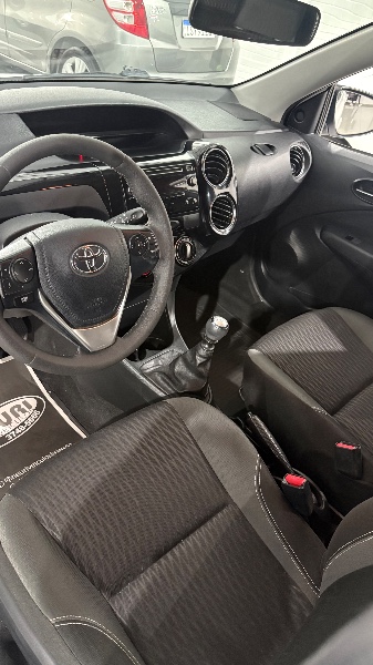 TOYOTA ETIOS 1.5 X PLUS 16V 2020 /2020 NEURI VEÍCULOS LAJEADO / Carros no Vale TOYOTA ETIOS 1.5 X PLUS 16V 2020 /2020 NEURI VEÍCULOS LAJEADO / Carros no Vale