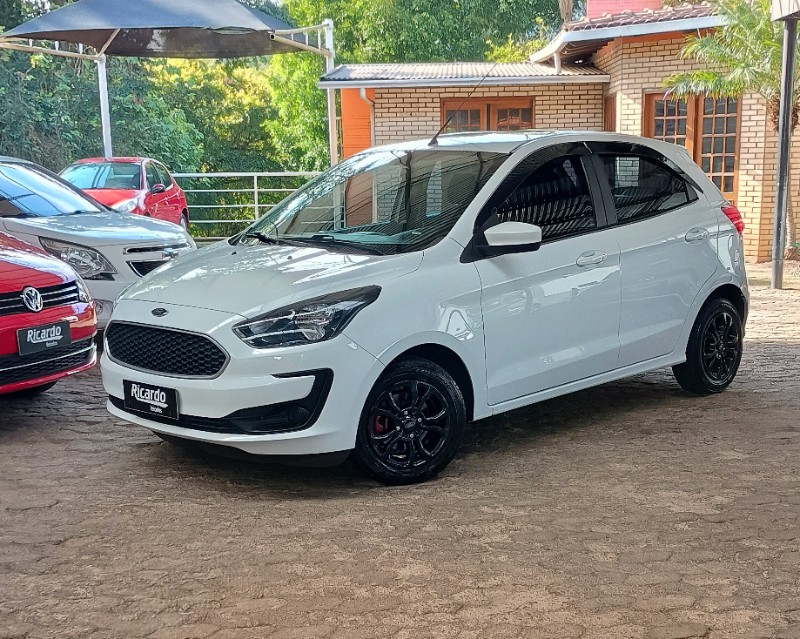 FORD KA 1.0 SE (FLEX) 2018/2019 RICARDO VEÍCULOS TEUTÔNIA / Carros no Vale