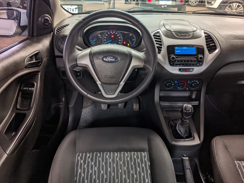 FORD KA 1.0 SE (FLEX) 2018/2019 RICARDO VEÍCULOS TEUTÔNIA / Carros no Vale
