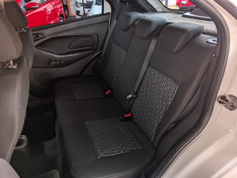 FORD KA 1.0 SE (FLEX) 2018/2019 RICARDO VEÍCULOS TEUTÔNIA / Carros no Vale