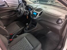 FORD KA 1.0 SE (FLEX) 2018/2019 RICARDO VEÍCULOS TEUTÔNIA / Carros no Vale
