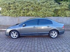 HONDA CIVIC EXS 2006/2007 ALTERNATIVA VEÍCULOS LAJEADO / Carros no Vale