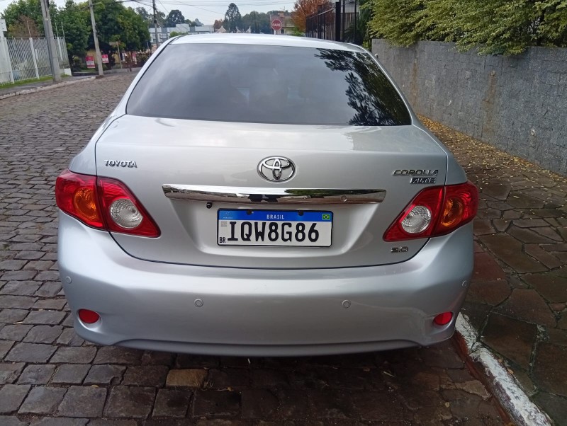TOYOTA COROLLA ALTIS 2.0 2010/2011 ALTERNATIVA VEÍCULOS LAJEADO / Carros no Vale TOYOTA COROLLA ALTIS 2.0 2010/2011 ALTERNATIVA VEÍCULOS LAJEADO / Carros no Vale