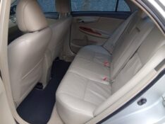 TOYOTA COROLLA ALTIS 2.0 2010/2011 ALTERNATIVA VEÍCULOS LAJEADO / Carros no Vale