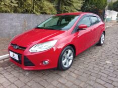 FORD FOCUS SE 1.6 2014/2015 ALTERNATIVA VEÍCULOS LAJEADO / Carros no Vale