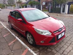 FORD FOCUS SE 1.6 2014/2015 ALTERNATIVA VEÍCULOS LAJEADO / Carros no Vale