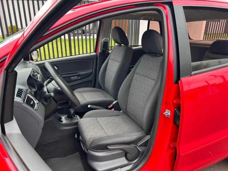 VOLKSWAGEN FOX 1.0 MI TOTAL FLEX 8V 5P 2013/2013 LS MULTIMARCAS VENÂNCIO AIRES / Carros no Vale