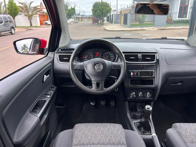 VOLKSWAGEN FOX 1.0 MI TOTAL FLEX 8V 5P 2013/2013 LS MULTIMARCAS VENÂNCIO AIRES / Carros no Vale