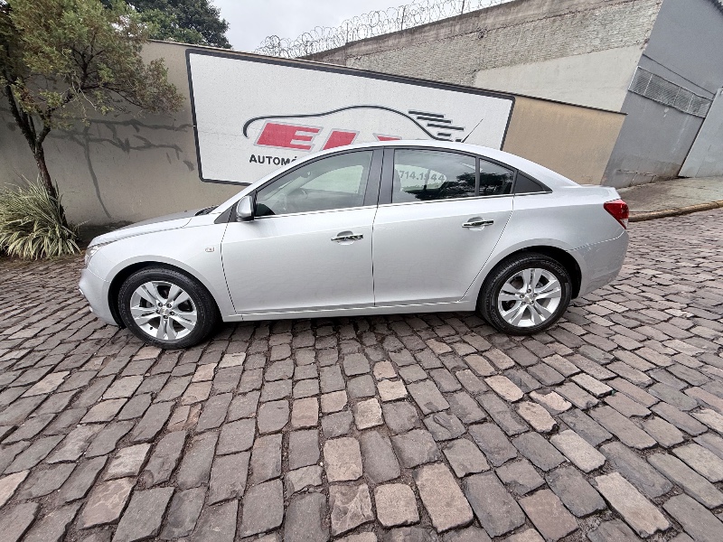 CHEVROLET CRUZE 1.8 LTZ 16V 2016/2016 ELY AUTOMÓVEIS LAJEADO / Carros no Vale CHEVROLET CRUZE 1.8 LTZ 16V 2016/2016 ELY AUTOMÓVEIS LAJEADO / Carros no Vale
