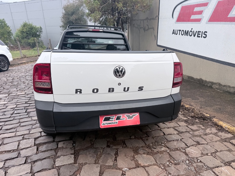 VOLKSWAGEN SAVEIRO ROBUST 1.6 TOTAL FLEX 8V 2018/2018 ELY AUTOMÓVEIS LAJEADO / Carros no Vale