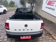 VOLKSWAGEN SAVEIRO ROBUST 1.6 TOTAL FLEX 8V 2018/2018 ELY AUTOMÓVEIS LAJEADO / Carros no Vale