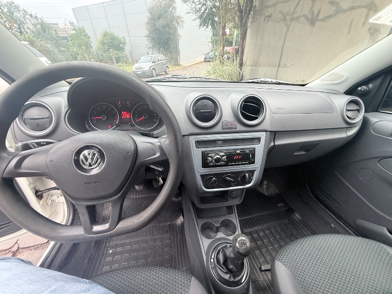 VOLKSWAGEN SAVEIRO ROBUST 1.6 TOTAL FLEX 8V 2018/2018 ELY AUTOMÓVEIS LAJEADO / Carros no Vale