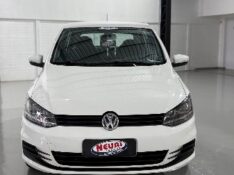 VOLKSWAGEN FOX 1.0 MI TRENDLINE 8V 2017/2017 NEURI VEÍCULOS LAJEADO / Carros no Vale