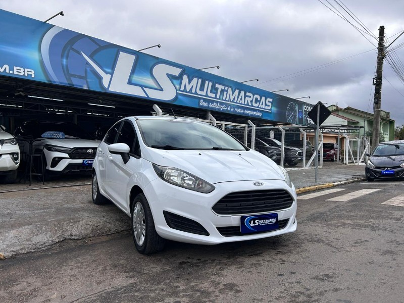 FORD FIESTA 1.5 16V FLEX MEC. 5P 2014/2014 LS MULTIMARCAS VENÂNCIO AIRES / Carros no Vale
