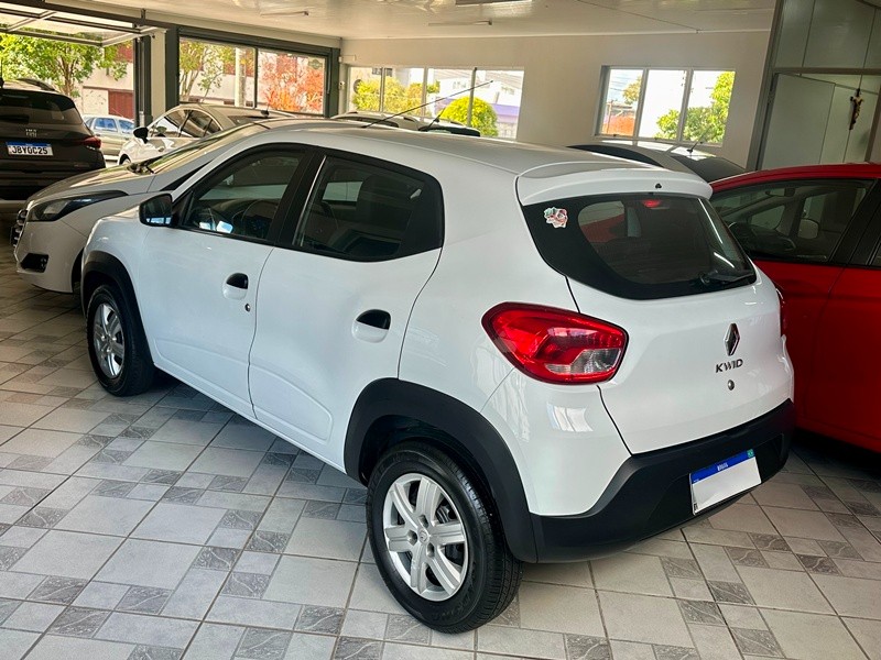 RENAULT KWID ZEN 1.0 2021/2022 SÉTIMA VEÍCULOS GUAPORÉ / Carros no Vale