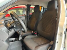 RENAULT KWID ZEN 1.0 2021/2022 SÉTIMA VEÍCULOS GUAPORÉ / Carros no Vale