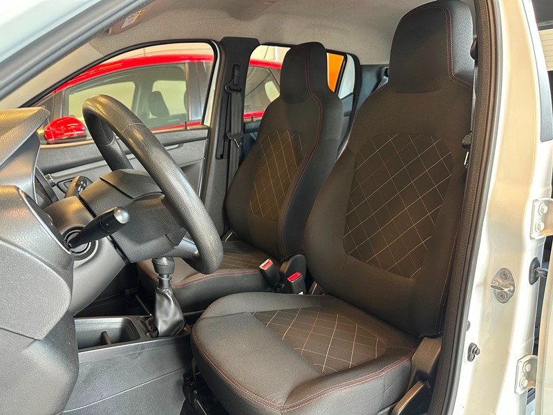 RENAULT KWID ZEN 1.0 2021/2022 SÉTIMA VEÍCULOS GUAPORÉ / Carros no Vale
