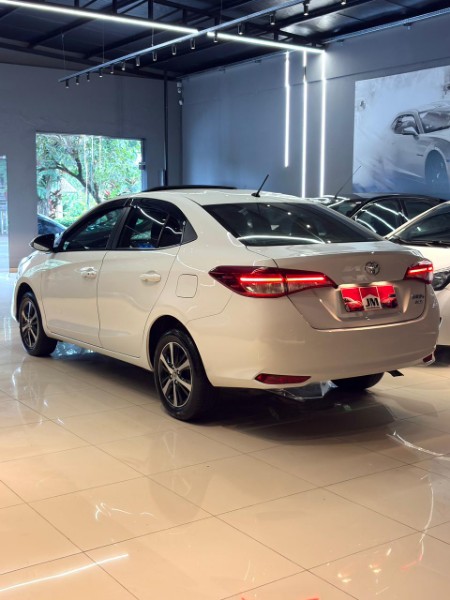 TOYOTA YARIS 1.5 XLS SEDAN 16V 2019/2019 JM AUTOMÓVEIS VENÂNCIO AIRES / Carros no Vale TOYOTA YARIS 1.5 XLS SEDAN 16V 2019/2019 JM AUTOMÓVEIS VENÂNCIO AIRES / Carros no Vale
