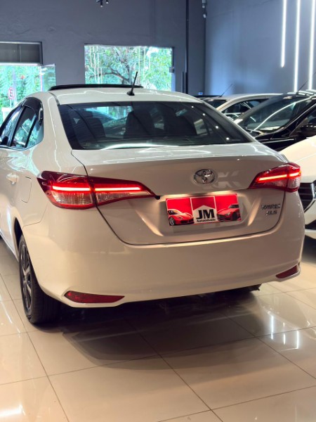 TOYOTA YARIS 1.5 XLS SEDAN 16V 2019/2019 JM AUTOMÓVEIS VENÂNCIO AIRES / Carros no Vale TOYOTA YARIS 1.5 XLS SEDAN 16V 2019/2019 JM AUTOMÓVEIS VENÂNCIO AIRES / Carros no Vale