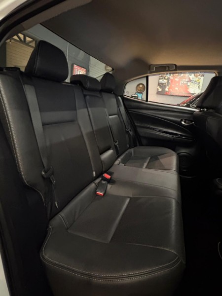 TOYOTA YARIS 1.5 XLS SEDAN 16V 2019/2019 JM AUTOMÓVEIS VENÂNCIO AIRES / Carros no Vale TOYOTA YARIS 1.5 XLS SEDAN 16V 2019/2019 JM AUTOMÓVEIS VENÂNCIO AIRES / Carros no Vale
