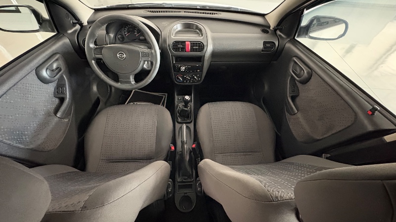 CHEVROLET CORSA HATCH MAXX 1.4 8V 2012 2012/2012 NEURI VEÍCULOS LAJEADO / Carros no Vale