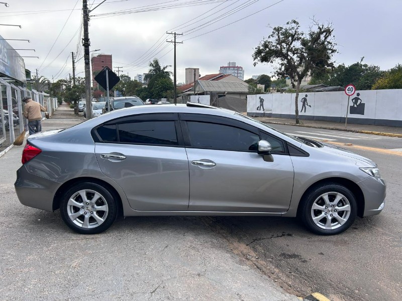 HONDA CIVIC SEDAN EXR 2.0 2014/2014 LS MULTIMARCAS VENÂNCIO AIRES / Carros no Vale HONDA CIVIC SEDAN EXR 2.0 2014/2014 LS MULTIMARCAS VENÂNCIO AIRES / Carros no Vale