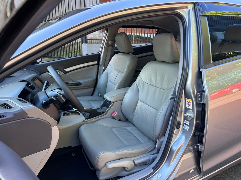 HONDA CIVIC SEDAN EXR 2.0 2014/2014 LS MULTIMARCAS VENÂNCIO AIRES / Carros no Vale HONDA CIVIC SEDAN EXR 2.0 2014/2014 LS MULTIMARCAS VENÂNCIO AIRES / Carros no Vale