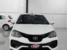TOYOTA ETIOS 1.5 X PLUS 16V 2020 /2020 NEURI VEÍCULOS LAJEADO / Carros no Vale