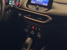 CHEVROLET TRACKER 1.0 LT TURBO 2020/2021 JM AUTOMÓVEIS VENÂNCIO AIRES / Carros no Vale