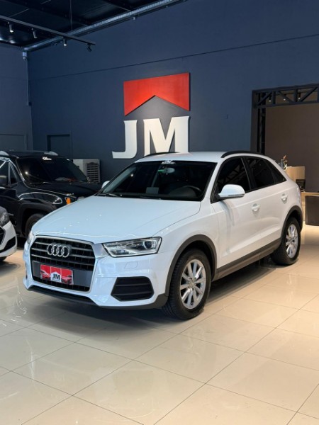 AUDI Q3 1.4 S-TRONIC 2015/2016 JM AUTOMÓVEIS VENÂNCIO AIRES / Carros no Vale