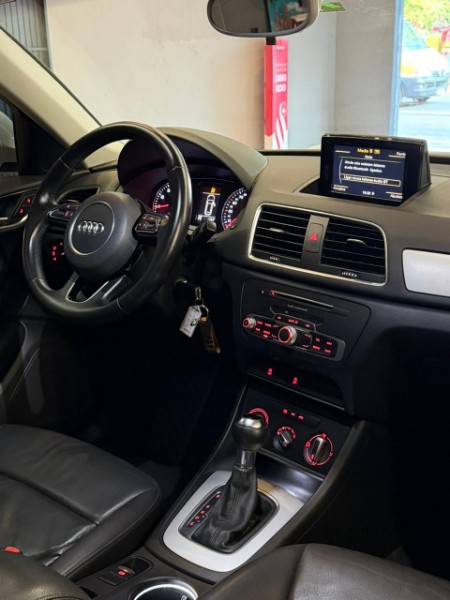 AUDI Q3 1.4 S-TRONIC 2015/2016 JM AUTOMÓVEIS VENÂNCIO AIRES / Carros no Vale