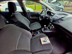 FORD FIESTA 1.5 2014/2014 CRUZEIRO MULTIMARCAS CRUZEIRO DO SUL / Carros no Vale
