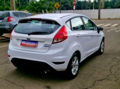 FORD FIESTA 1.5 2014/2014 CRUZEIRO MULTIMARCAS CRUZEIRO DO SUL / Carros no Vale