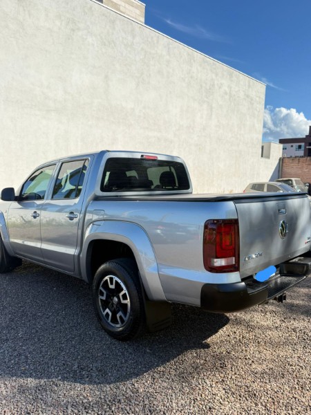 VOLKSWAGEN AMAROK 3.0 V6 TDI DIESEL COMFORTLINE CD 4MOTION AUTOMÁTICO 2022/2023 PREMIUM AUTOMÓVEIS ARROIO DO MEIO / Carros no Vale VOLKSWAGEN AMAROK 3.0 V6 TDI DIESEL COMFORTLINE CD 4MOTION AUTOMÁTICO 2022/2023 PREMIUM AUTOMÓVEIS ARROIO DO MEIO / Carros no Vale