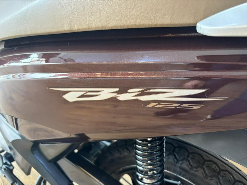 HONDA MOTOS BIZ 125 /2021 RT 811 VEÍCULOS ARROIO DO MEIO / Carros no Vale HONDA MOTOS BIZ 125 /2021 RT 811 VEÍCULOS ARROIO DO MEIO / Carros no Vale