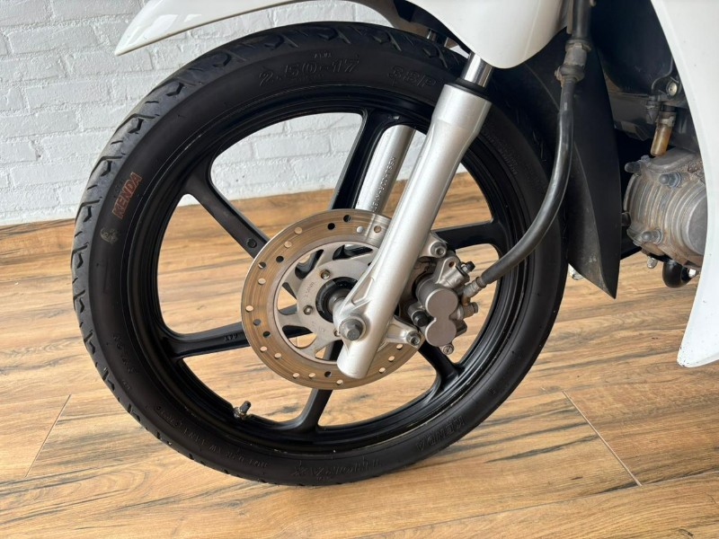 HONDA MOTOS BIZ 125 EX /2013 RT 811 VEÍCULOS ARROIO DO MEIO / Carros no Vale HONDA MOTOS BIZ 125 EX /2013 RT 811 VEÍCULOS ARROIO DO MEIO / Carros no Vale