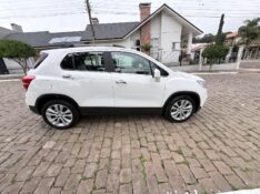 CHEVROLET TRACKER 1.4 16V TURBO FLEX LTZ AUTOMÁTICO 2017/2017 ELY AUTOMÓVEIS LAJEADO / Carros no Vale