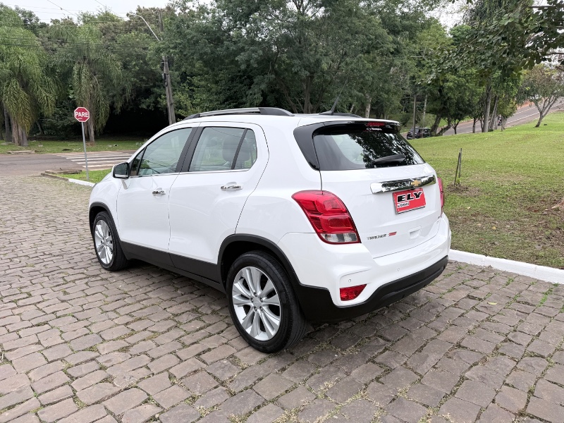 CHEVROLET TRACKER 1.4 16V TURBO FLEX LTZ AUTOMÁTICO 2017/2017 ELY AUTOMÓVEIS LAJEADO / Carros no Vale CHEVROLET TRACKER 1.4 16V TURBO FLEX LTZ AUTOMÁTICO 2017/2017 ELY AUTOMÓVEIS LAJEADO / Carros no Vale