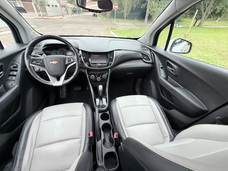 CHEVROLET TRACKER 1.4 16V TURBO FLEX LTZ AUTOMÁTICO 2017/2017 ELY AUTOMÓVEIS LAJEADO / Carros no Vale CHEVROLET TRACKER 1.4 16V TURBO FLEX LTZ AUTOMÁTICO 2017/2017 ELY AUTOMÓVEIS LAJEADO / Carros no Vale