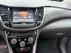 CHEVROLET TRACKER 1.4 16V TURBO FLEX LTZ AUTOMÁTICO 2017/2017 ELY AUTOMÓVEIS LAJEADO / Carros no Vale