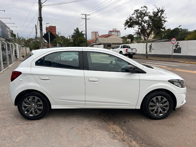 CHEVROLET ONIX JOY PLUS BLACK EDITION 1.0 2021/2021 LS MULTIMARCAS VENÂNCIO AIRES / Carros no Vale