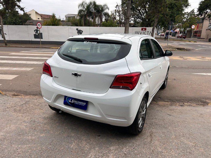 CHEVROLET ONIX JOY PLUS BLACK EDITION 1.0 2021/2021 LS MULTIMARCAS VENÂNCIO AIRES / Carros no Vale
