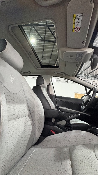 PEUGEOT 408 1.6 GRIFFE 16V TURBO FLEX 4P AUTOMÁTICO 2017/2018 NEURI VEÍCULOS LAJEADO / Carros no Vale