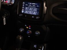 JEEP RENEGADE 1.3 SPORT T270 4X2 2022 2022/2022 JM AUTOMÓVEIS VENÂNCIO AIRES / Carros no Vale