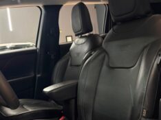 JEEP RENEGADE 1.3 SPORT T270 4X2 2022 2022/2022 JM AUTOMÓVEIS VENÂNCIO AIRES / Carros no Vale