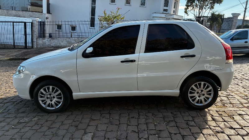FIAT PALIO 1.0 ECONOMY FIRE FLEX 8V 4P 2009/2010 COMPLETO VEÍCULOS GUAPORÉ / Carros no Vale