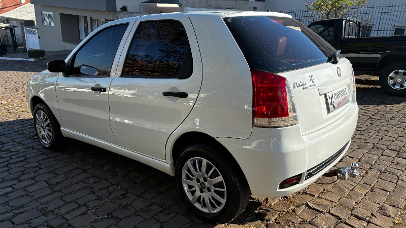 FIAT PALIO 1.0 ECONOMY FIRE FLEX 8V 4P 2009/2010 COMPLETO VEÍCULOS GUAPORÉ / Carros no Vale