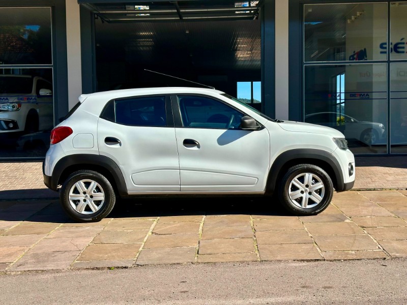 RENAULT KWID ZEN 1.0 2021/2022 SÉTIMA VEÍCULOS GUAPORÉ / Carros no Vale
